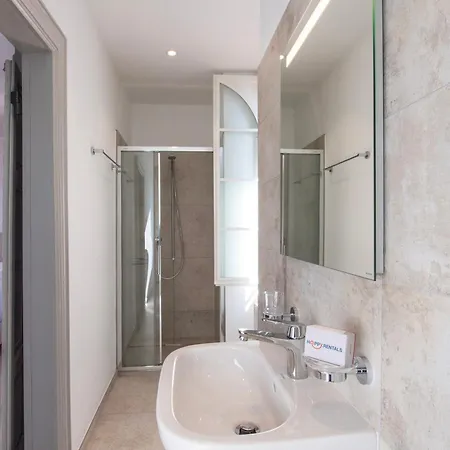 Tesori Della Vetta Apartments لوغانو